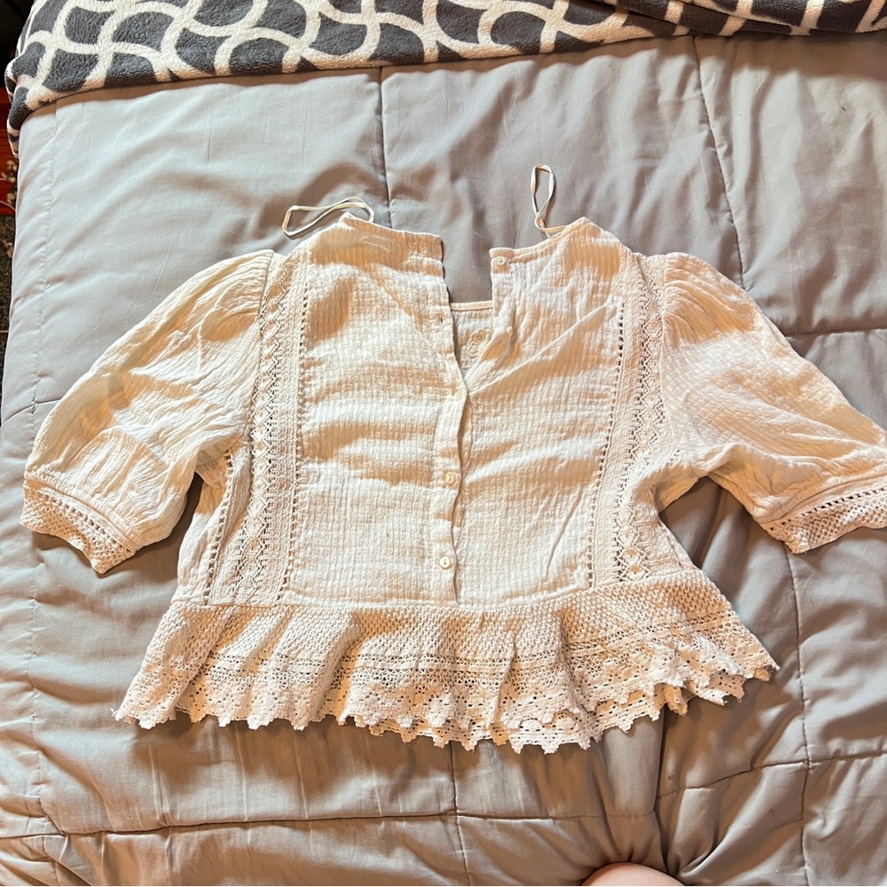 Zara Cream Lace Detail Cottagecore Quilt Pattern Puff Sleeves Ruffled Hem Blouse - Picture 7 of 15